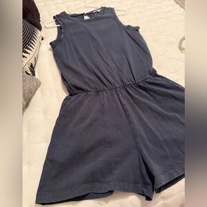 Worn once. Z supply Navy Sleeveless Romper - size small